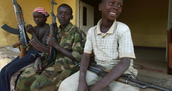 Enfants dans les groupes armes